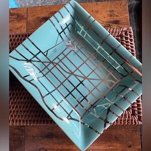 Tiffany & Co. Limited Ed Manhattan NYC Vida Poche tray, Tiffany blue & platinum